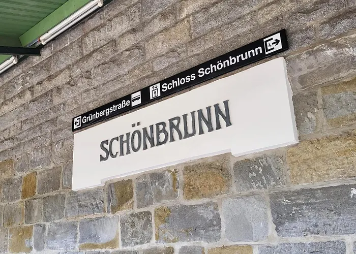 Schoenbrunn - Geraeumig Und Liebevoll Dekoriert In Zentrumsnaehe Appartamento *
